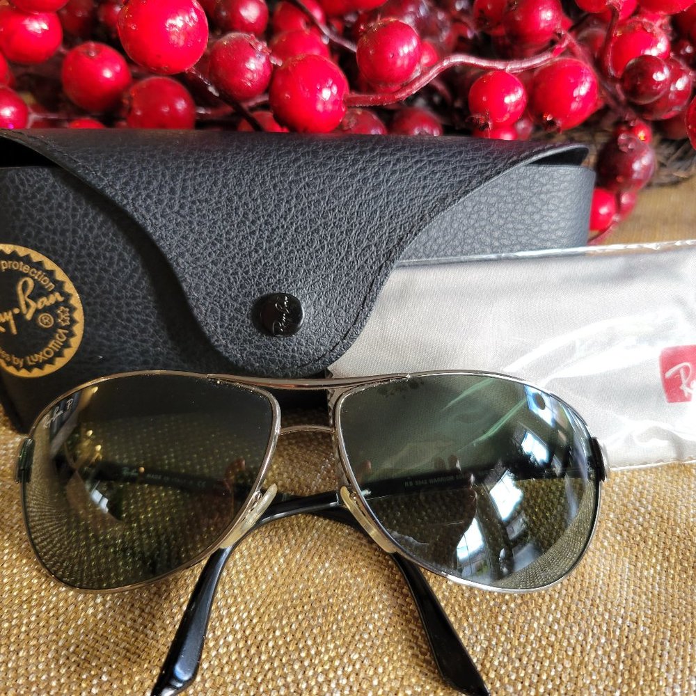 Ray-Ban polarized lens sunglasses